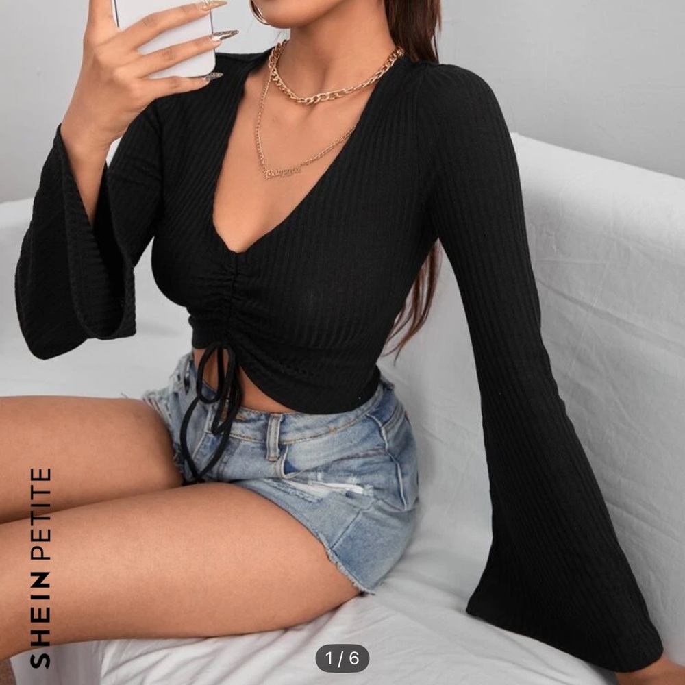 SHEIN Black Ribbed Knit Top